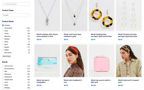 Une page de produits de mode, avec un filtre wp grid builder sur la gauche. Bijoux, sacs et accessoires Monki sont présentés.