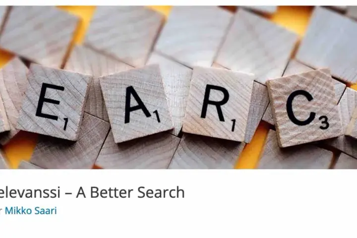 Lettres de Scrabble formant "SEARCH", suggérant une barre de recherche WordPress améliorée.