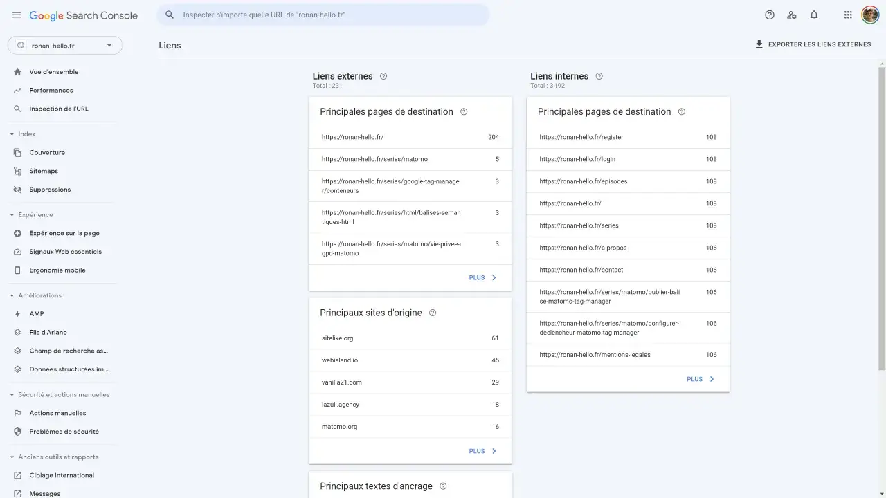 Tableau de bord Google Search Console montrant les backlinks site, avec les liens externes et internes, les pages de destination et les sites d'origine.